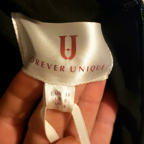 Forever Unique "Danielle Dress" - Picture 3 of 4